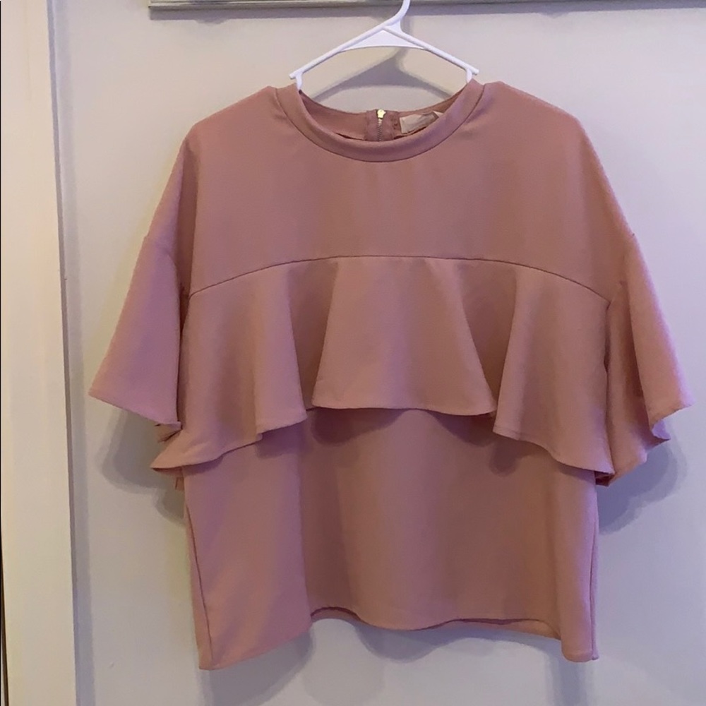 super pretty ruffle top